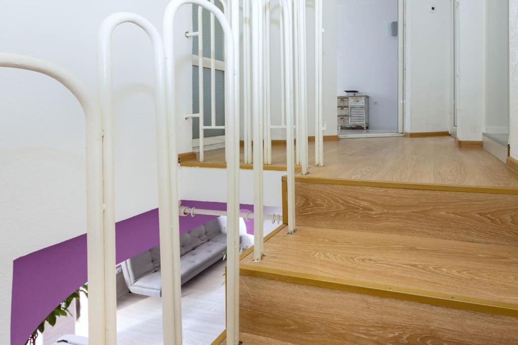 Sunny 2-Bedroom Maisonette Varna & Parking Kültér fotó