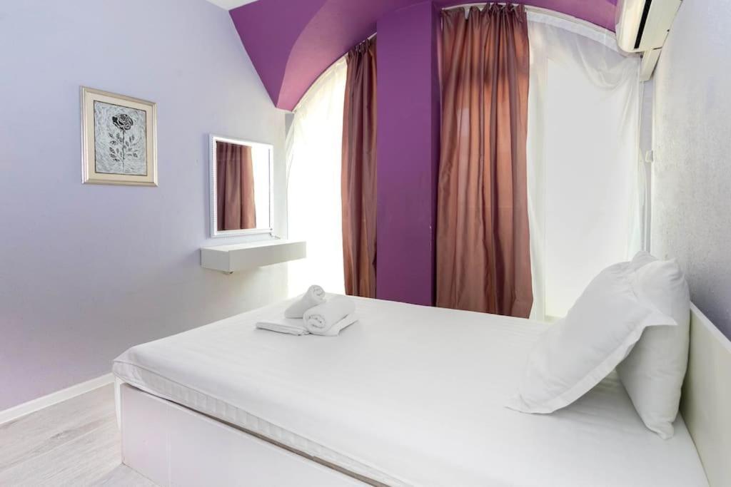 Sunny 2-Bedroom Maisonette Varna & Parking Kültér fotó